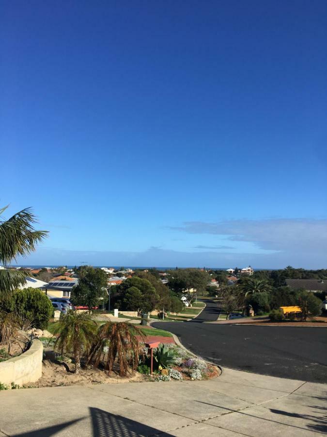 Relaxed Ocean View Villa Mandurah Eksteriør billede
